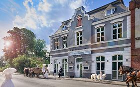 Stuckhotel Fettehenne